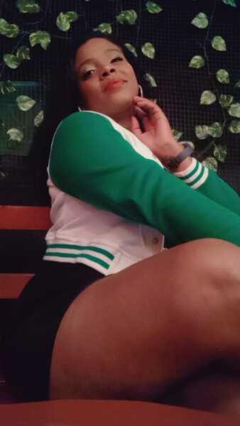 Utøver HillaryLopez Bilde 6