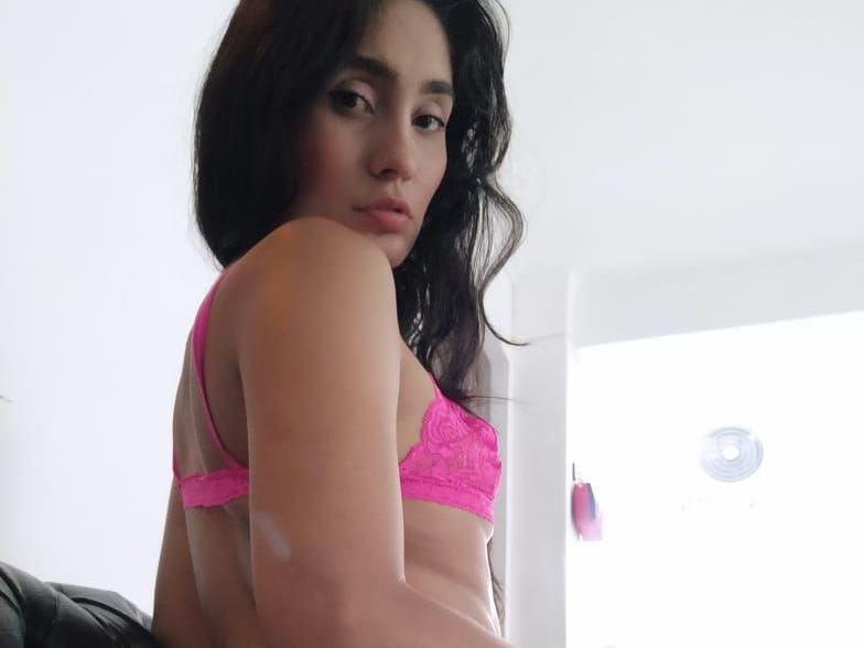 Image de profil du modèle de webcam EIMYROBERTSS