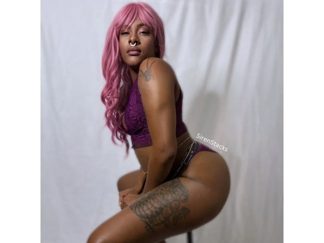 Imagen de perfil de modelo de cámara web de SirenStacks99