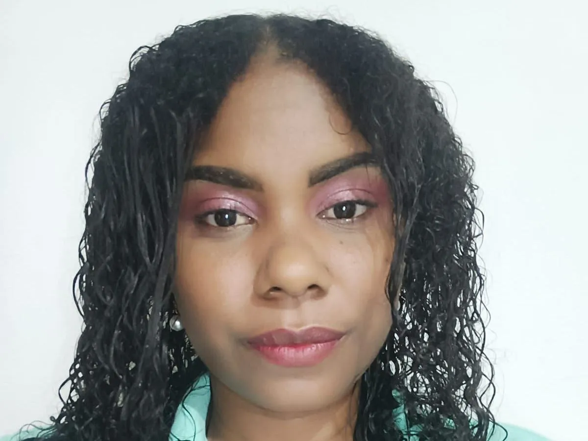 DinaRobins Profilbild des Cam-Modells