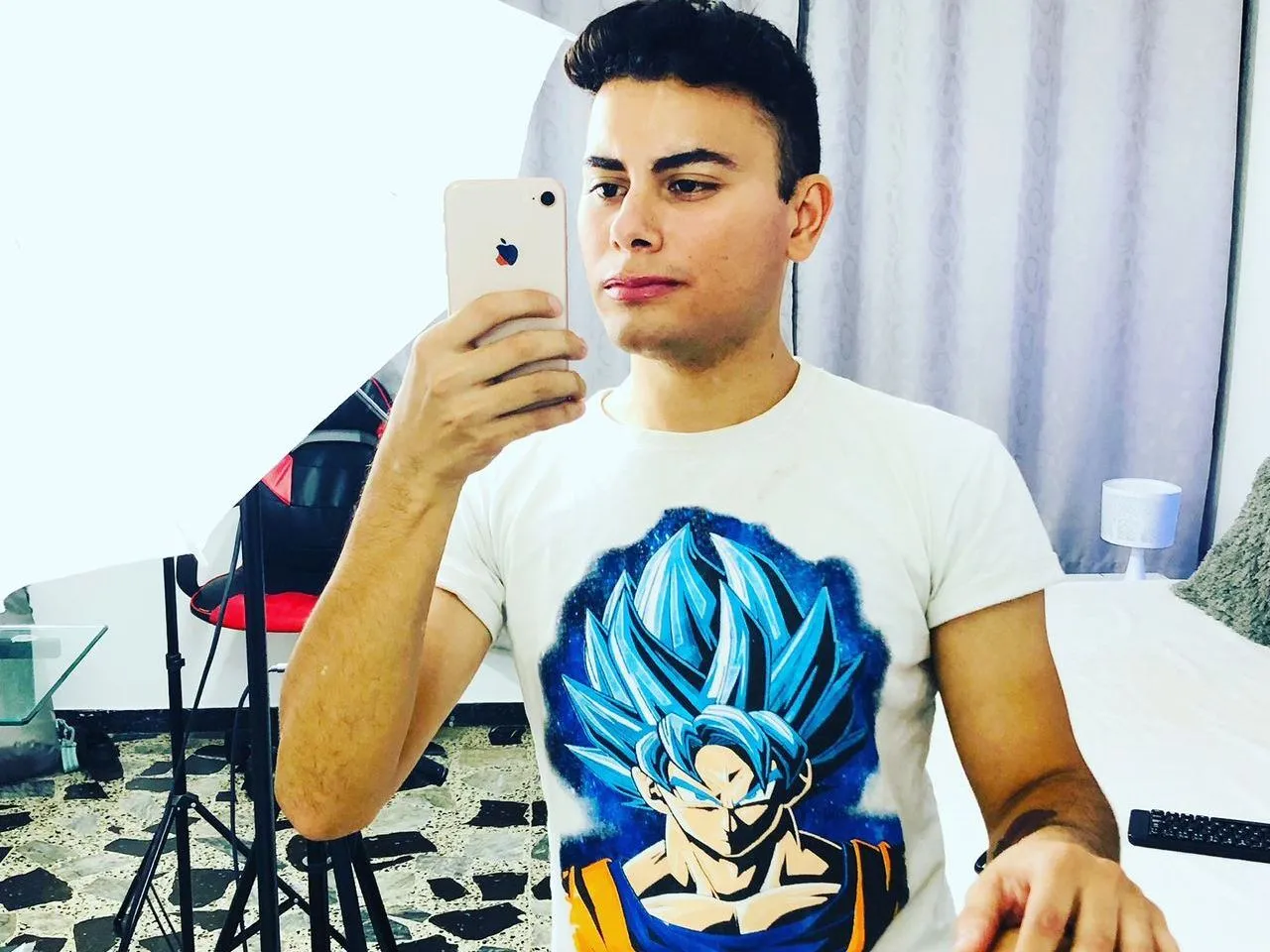 Image de profil du modèle de webcam ALANHBURNS