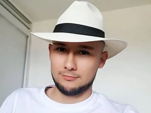 Imagen de perfil de modelo de cámara web de SrBrahyam