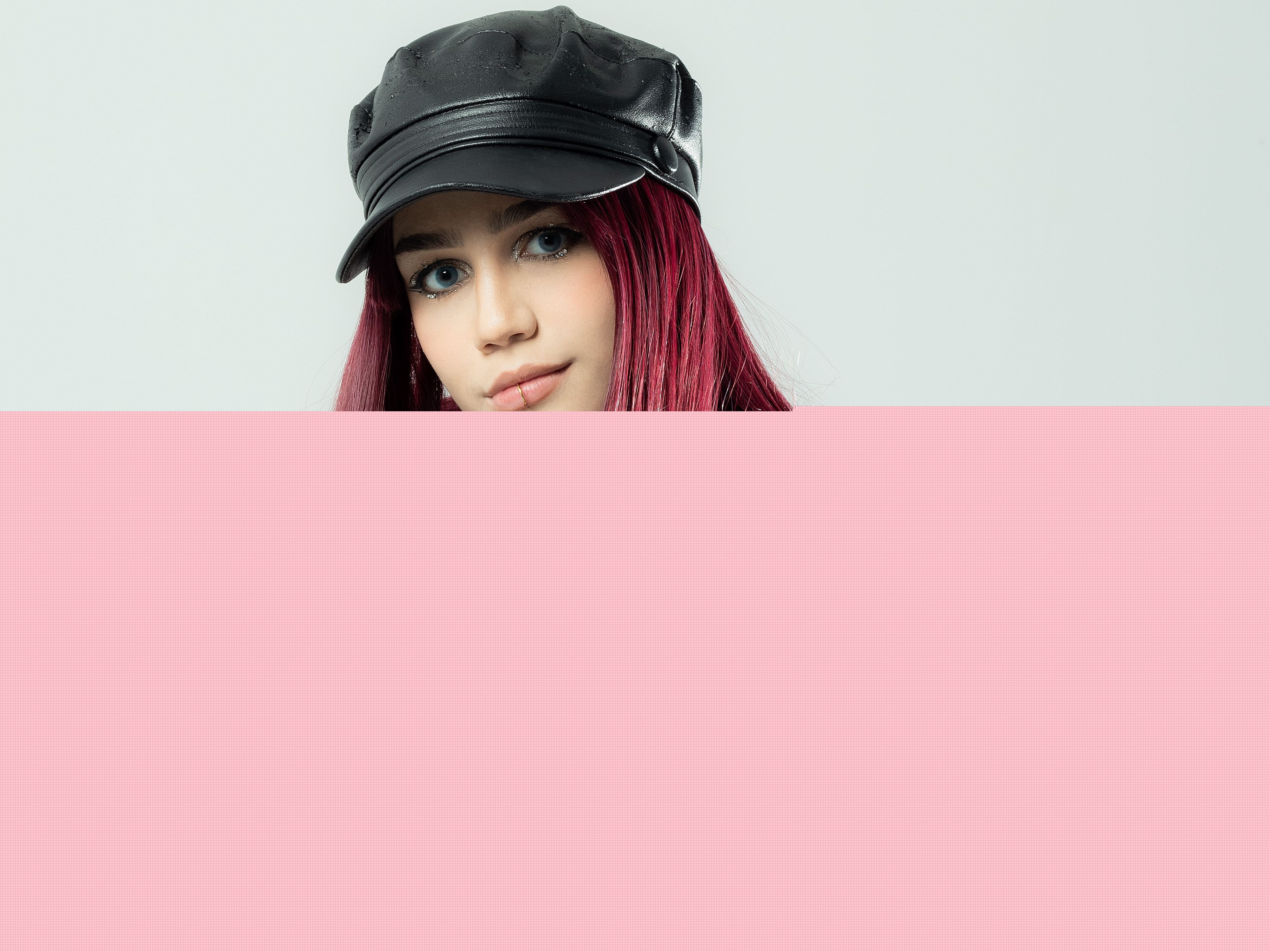 Imagen de perfil de modelo de cámara web de emilyrobertss21