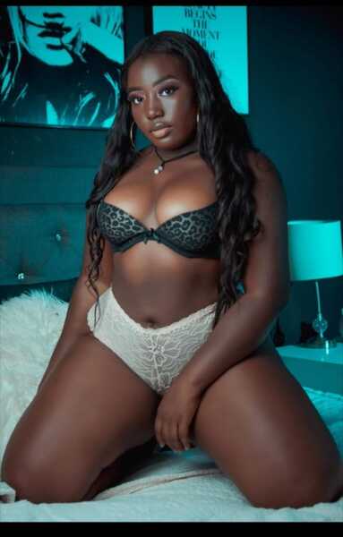 Interprete AshleyMontanna Foto 2