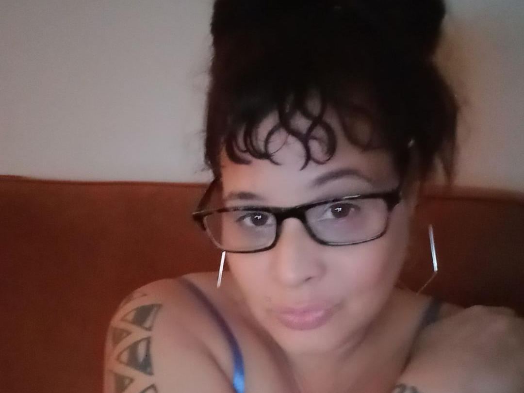 Imagen de perfil de modelo de cámara web de RebeccaLynnxo