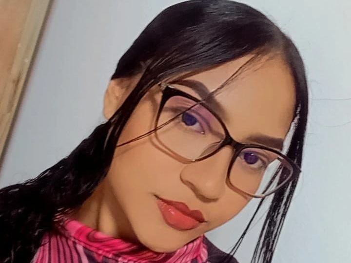 Foto de perfil de modelo de webcam de MayaHillss