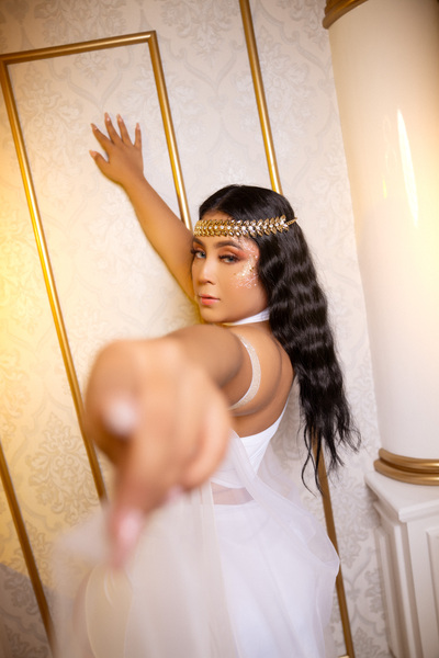 Interprete AlanaDumont Foto 10