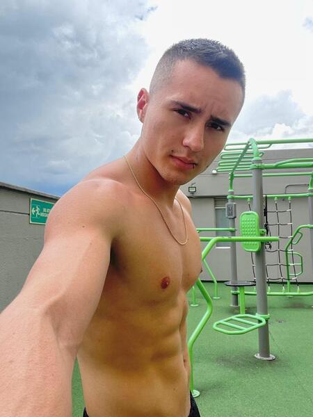 Artiest JamesWolf Foto 7