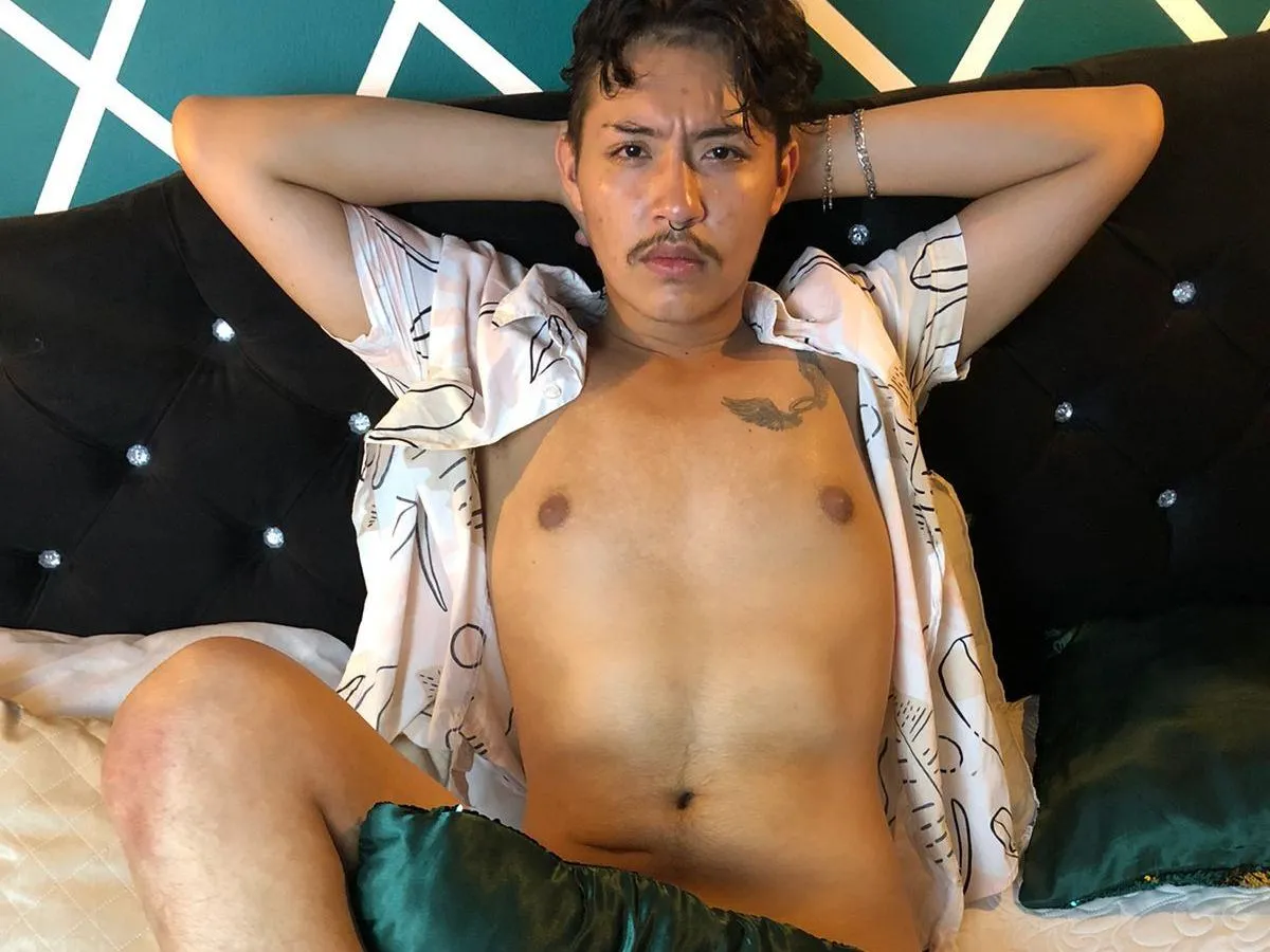 Newstrip4u profielfoto van cam model