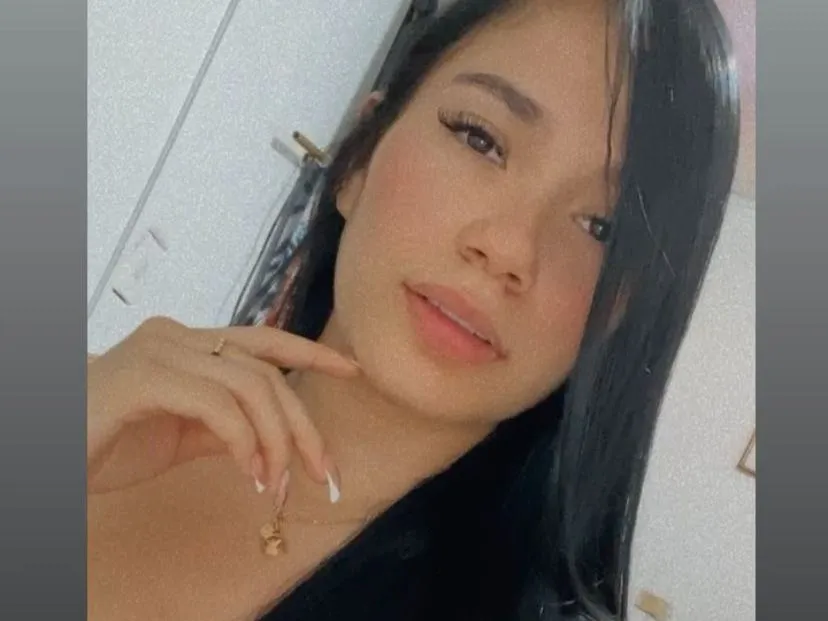 MiaSaenz124 profilbild på webbkameramodell