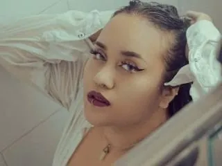 LiaanaMorettii profielfoto van cam model