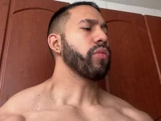 Image de profil du modèle de webcam KingLogan