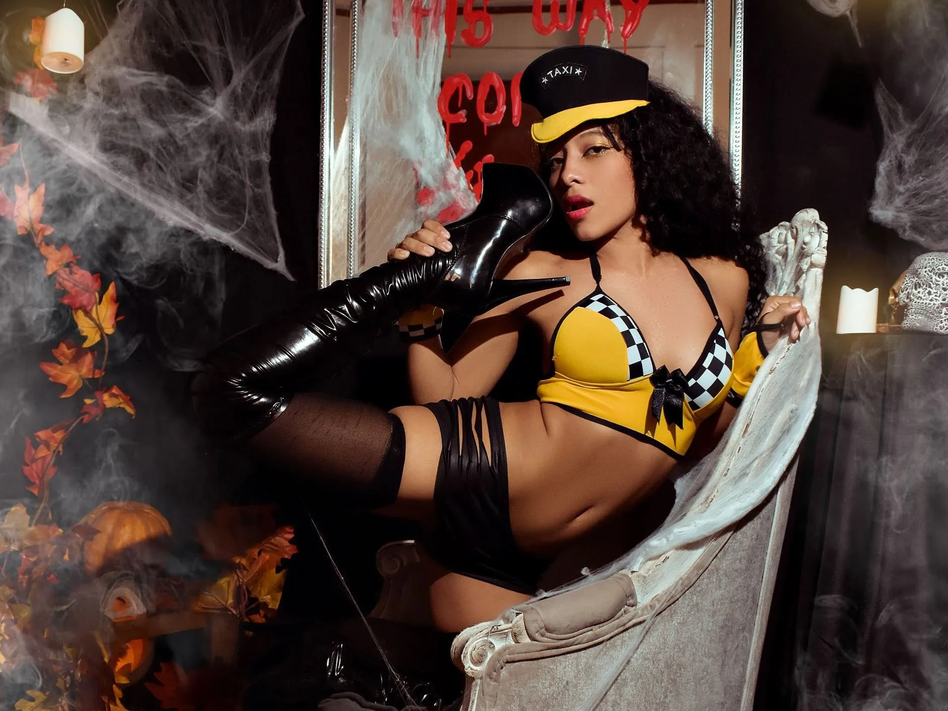 Imagen de perfil de modelo de cámara web de MarBrown