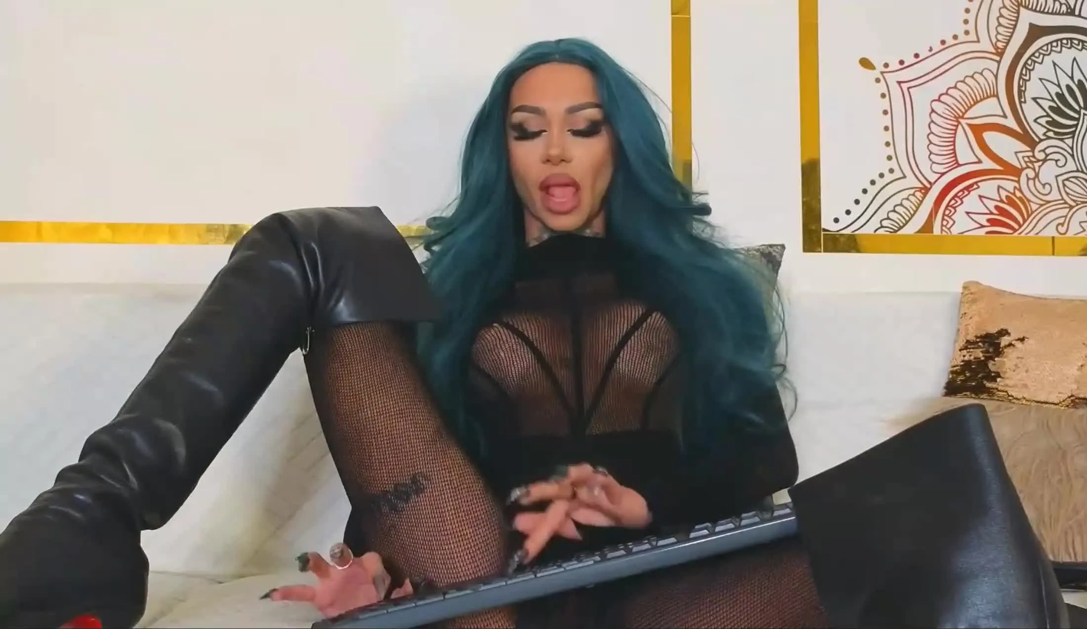 Artista PandoraVolkov Video 2