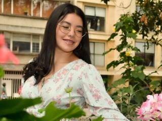 Foto de perfil de modelo de webcam de EmmaRuiiz