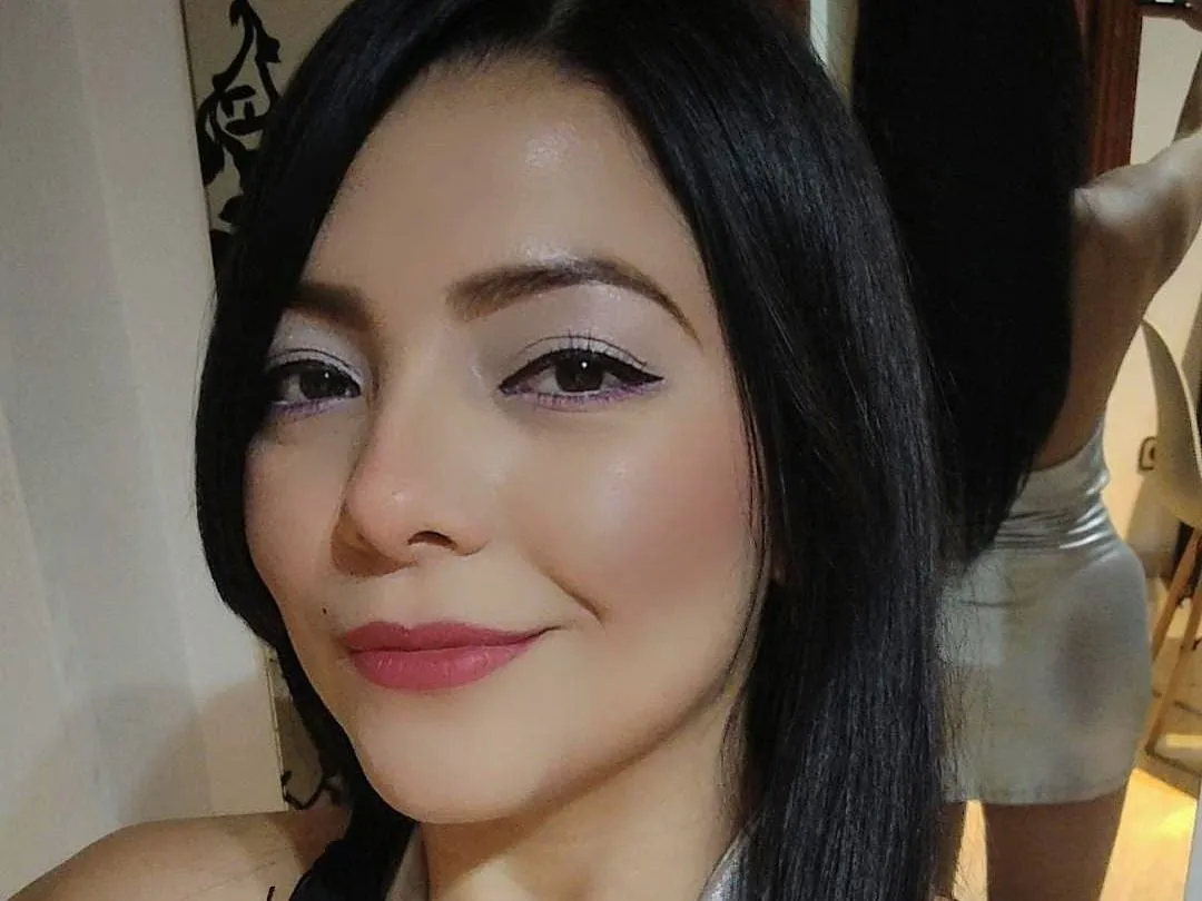 Image de profil du modèle de webcam LuisaDarren