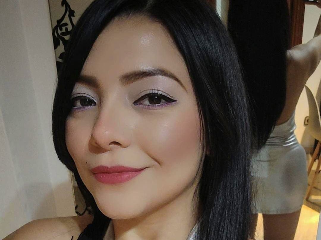 Foto de perfil de modelo de webcam de LuisaDarren