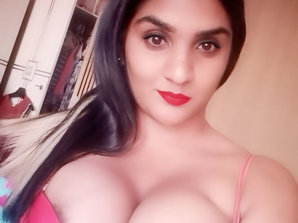 Eroticindian079 profielfoto van cam model 