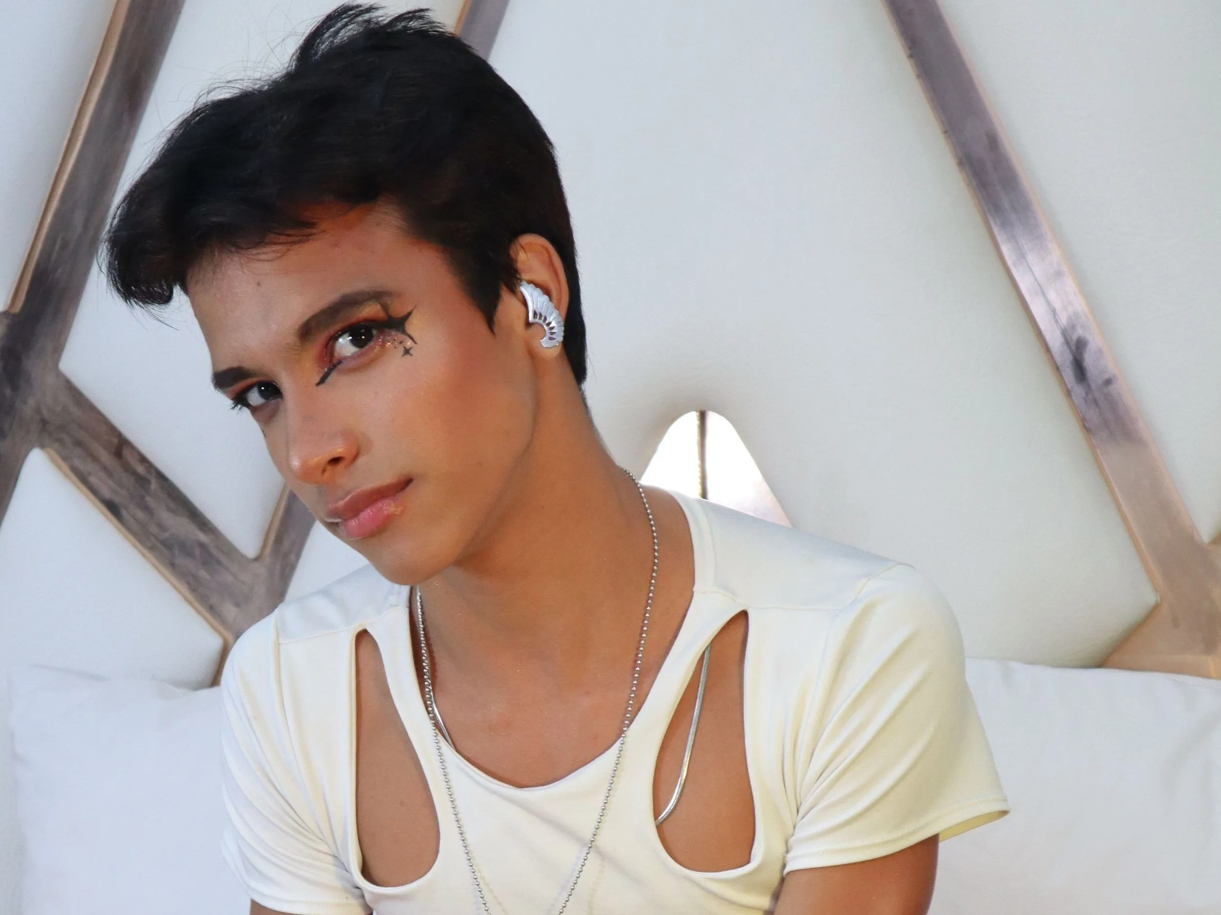 KalipsoHadid cam model profile picture