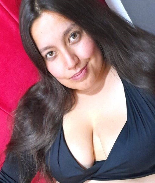 Performer ambercrosscm101 Photo 3