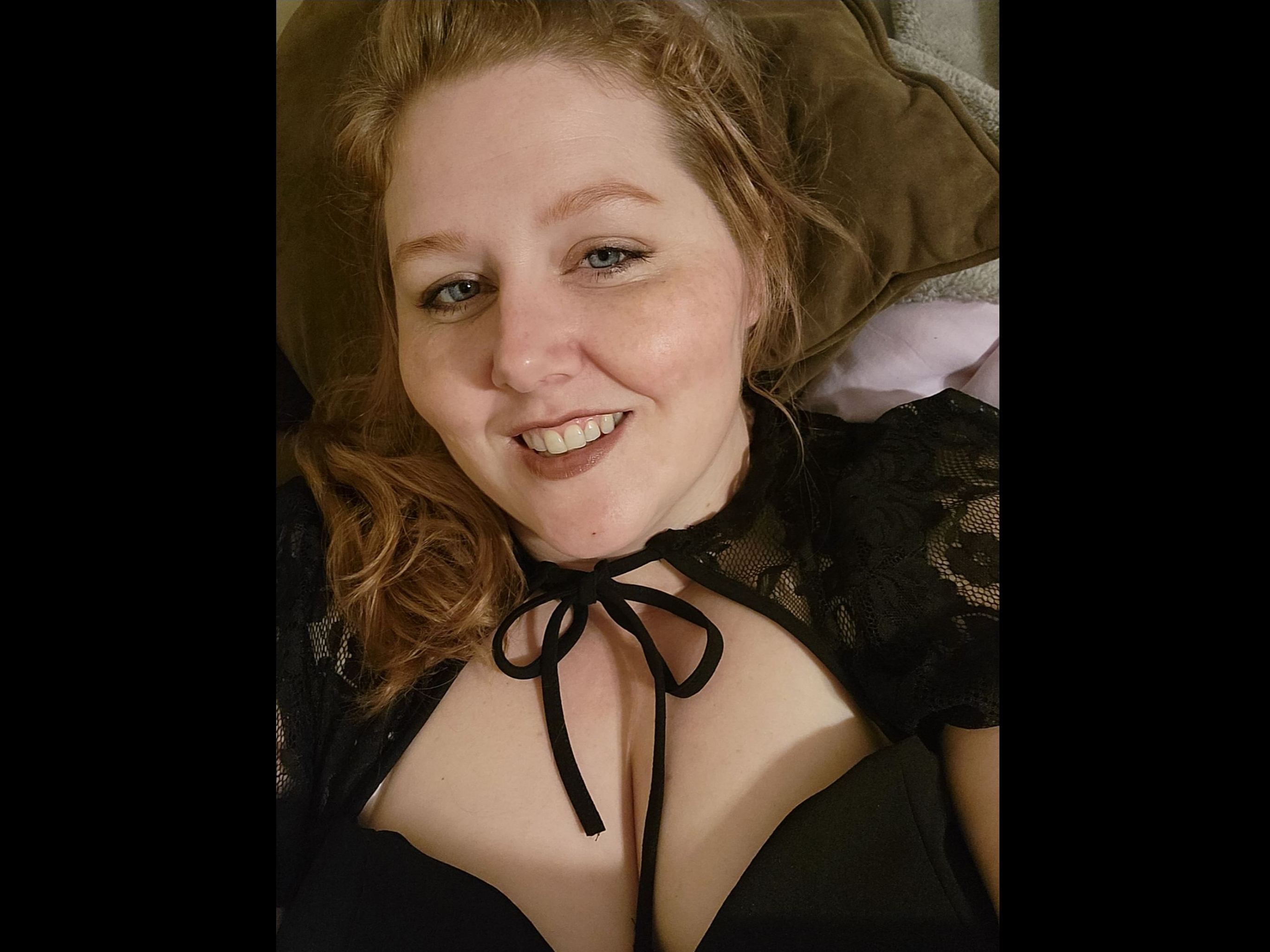 MamaNeedsMoola profilbild på webbkameramodell