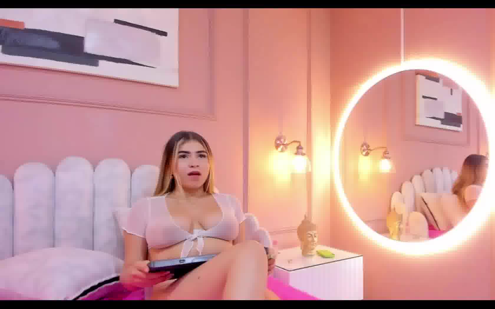 Performer allyedwards Video 1