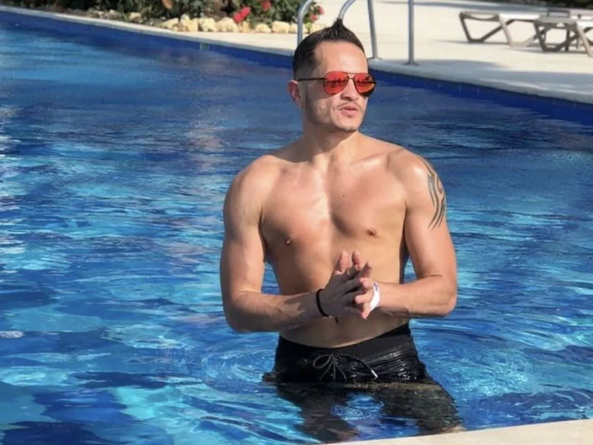 Profilbilde av OliverRuiz8 webkamera modell