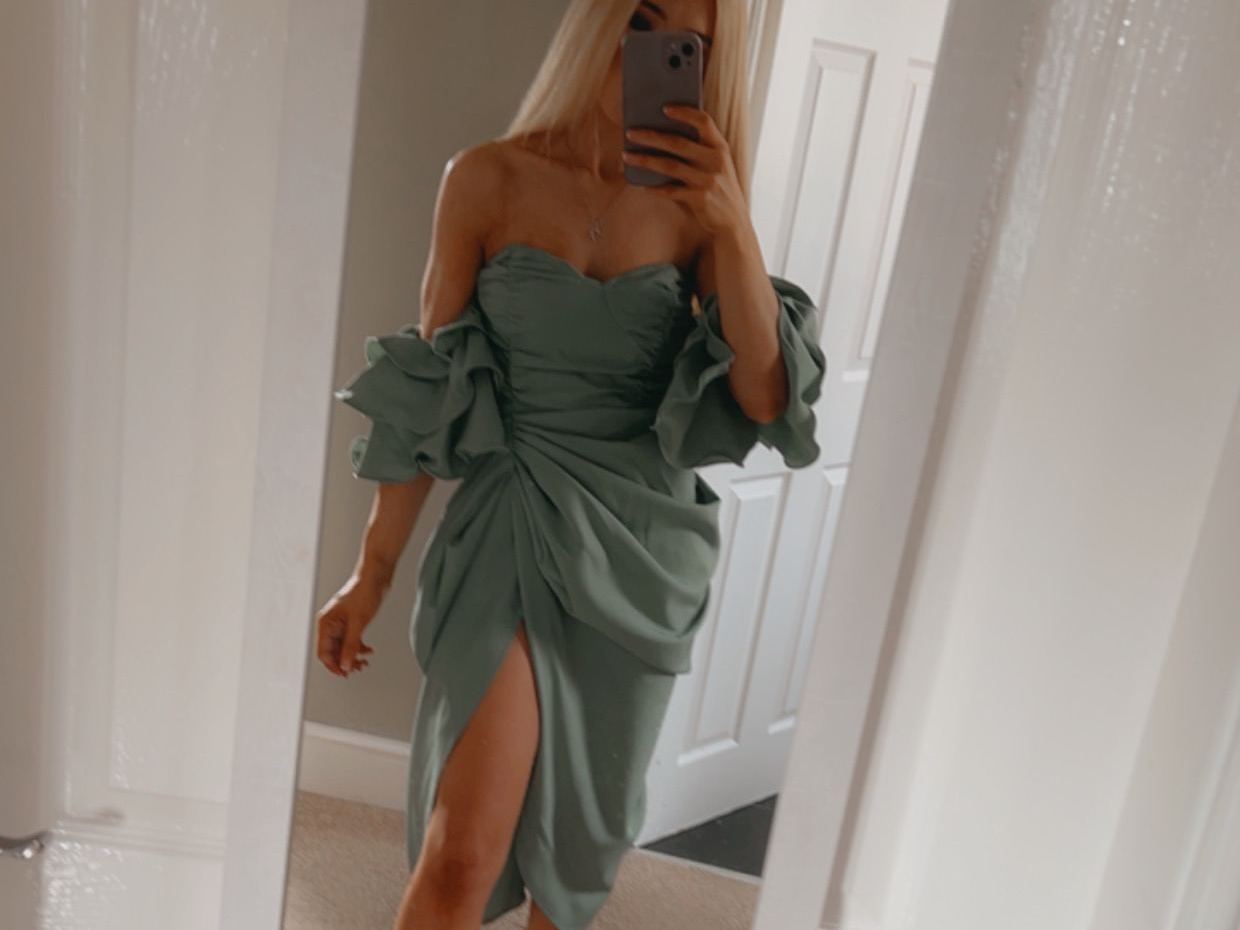 Image de profil du modèle de webcam Amelia21Brown