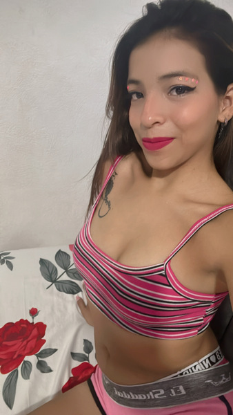 Interprète BritanyLatina Photo 2