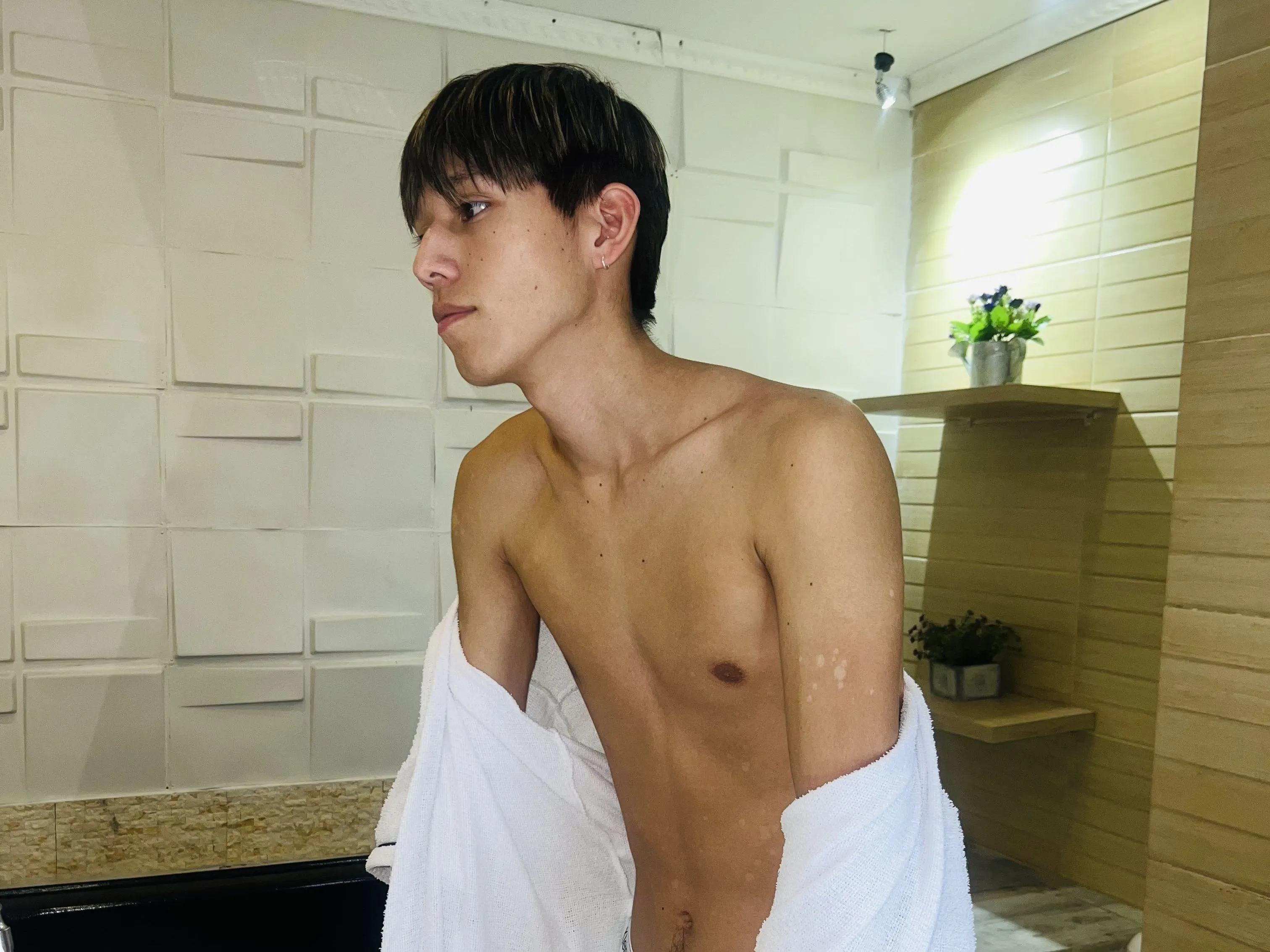 LouisBohan immagine del profilo del modello di cam