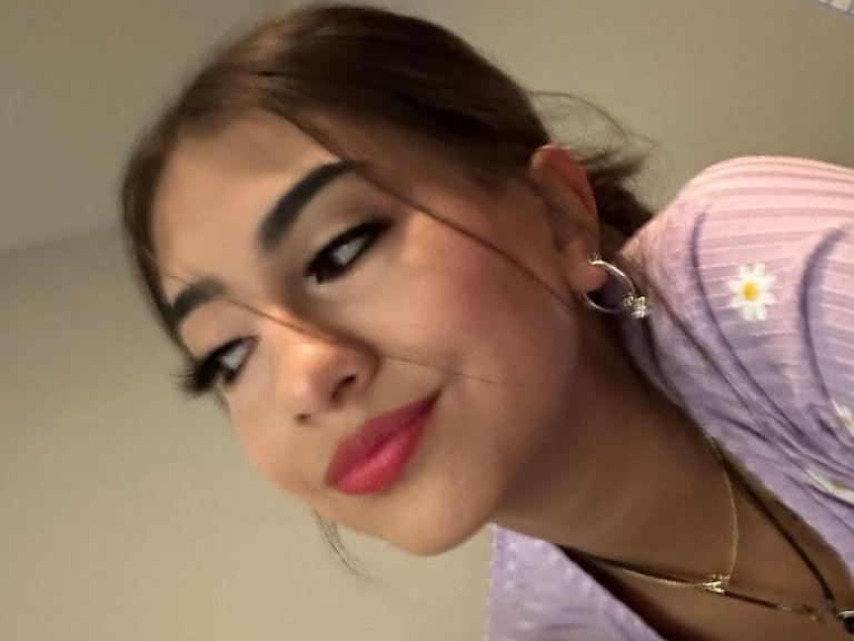 Image de profil du modèle de webcam AndreaBennet