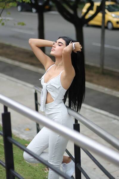 Performer ParisColemann Photo 11