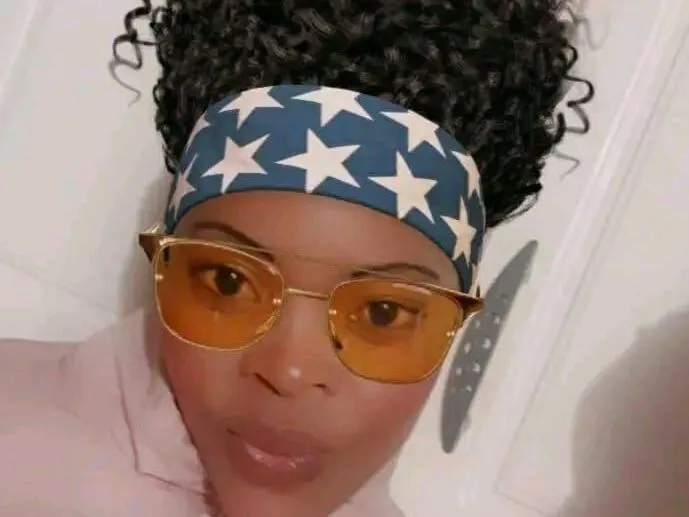 SexxyBooty79 profilbild på webbkameramodell