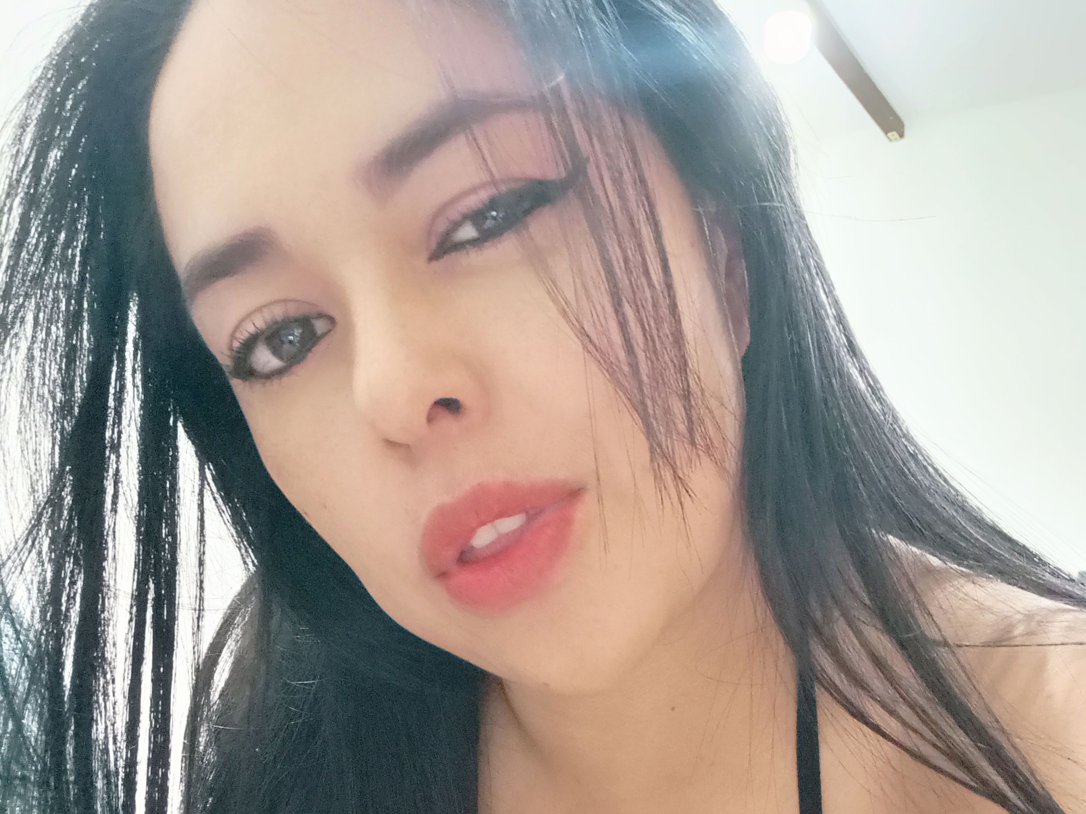 EimmyAdams profilbild på webbkameramodell