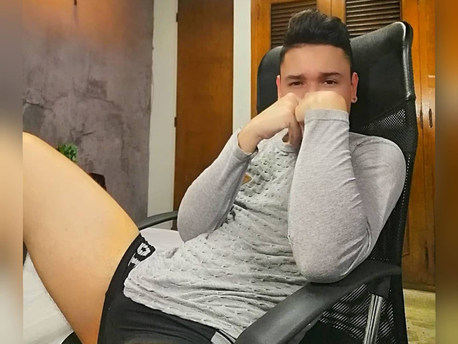 Foto de perfil de modelo de webcam de AroonBakers