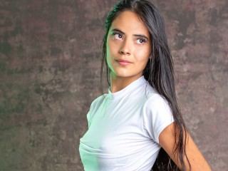 Image de profil du modèle de webcam TamaraaPeach