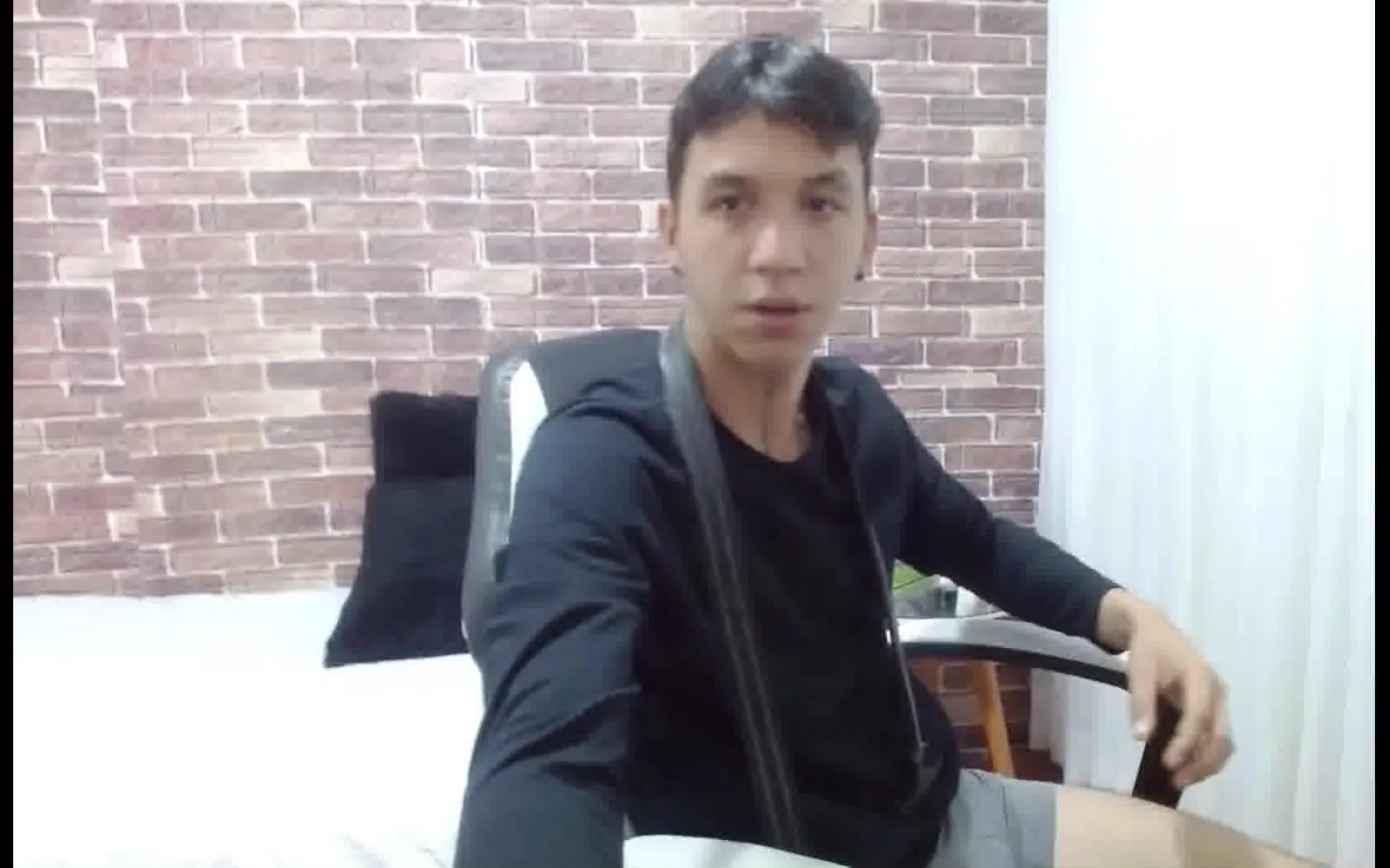 Interprète aaronthomas19 Vidéo 3