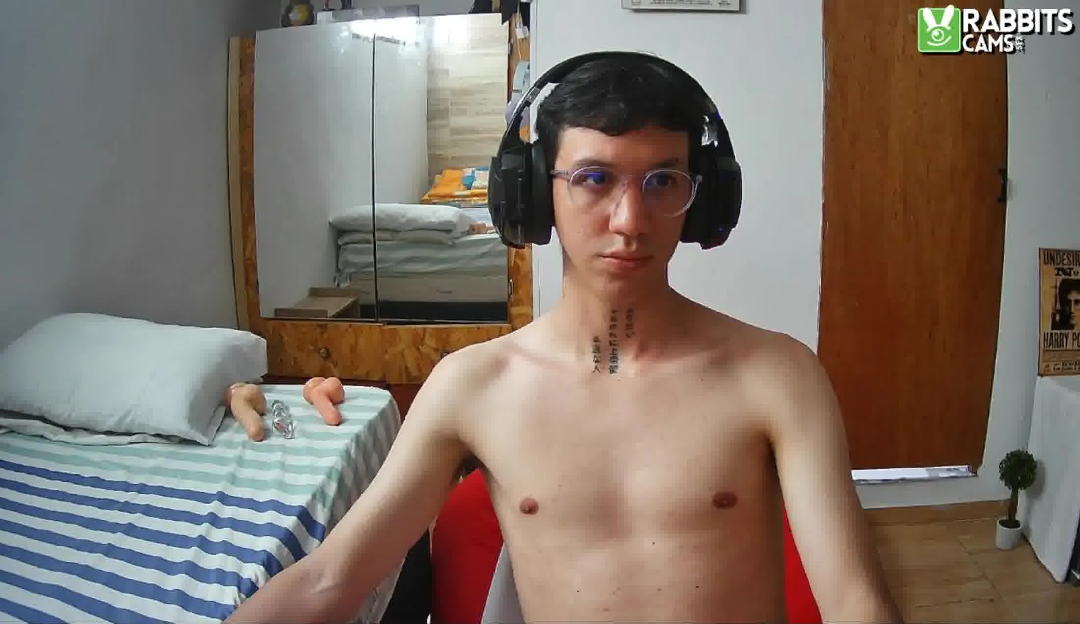 Performer aaronthomas19 Video 3