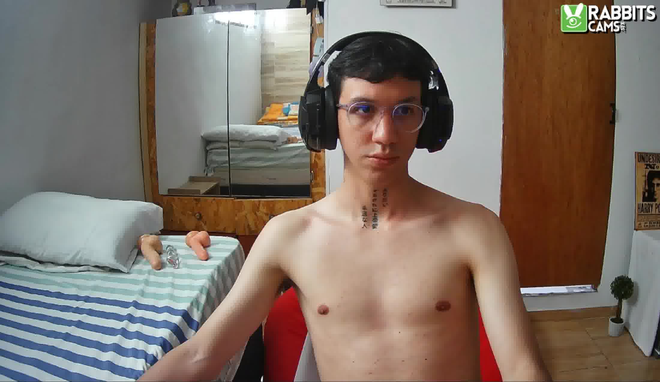 Darsteller aaronthomas19 Video 1