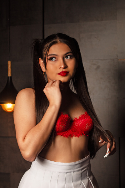 Intérprete DemiRousse Foto 7