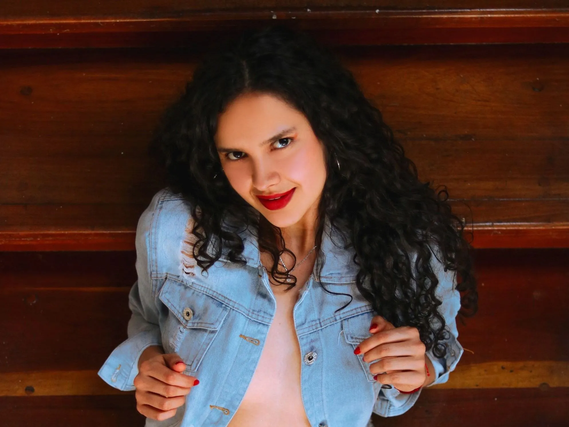 Foto de perfil de modelo de webcam de AlaskaBlue