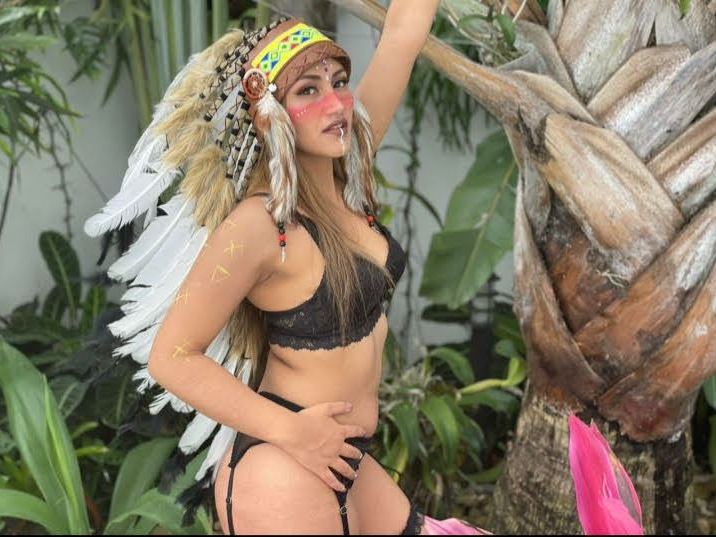 HelenMadisson profilbild på webbkameramodell