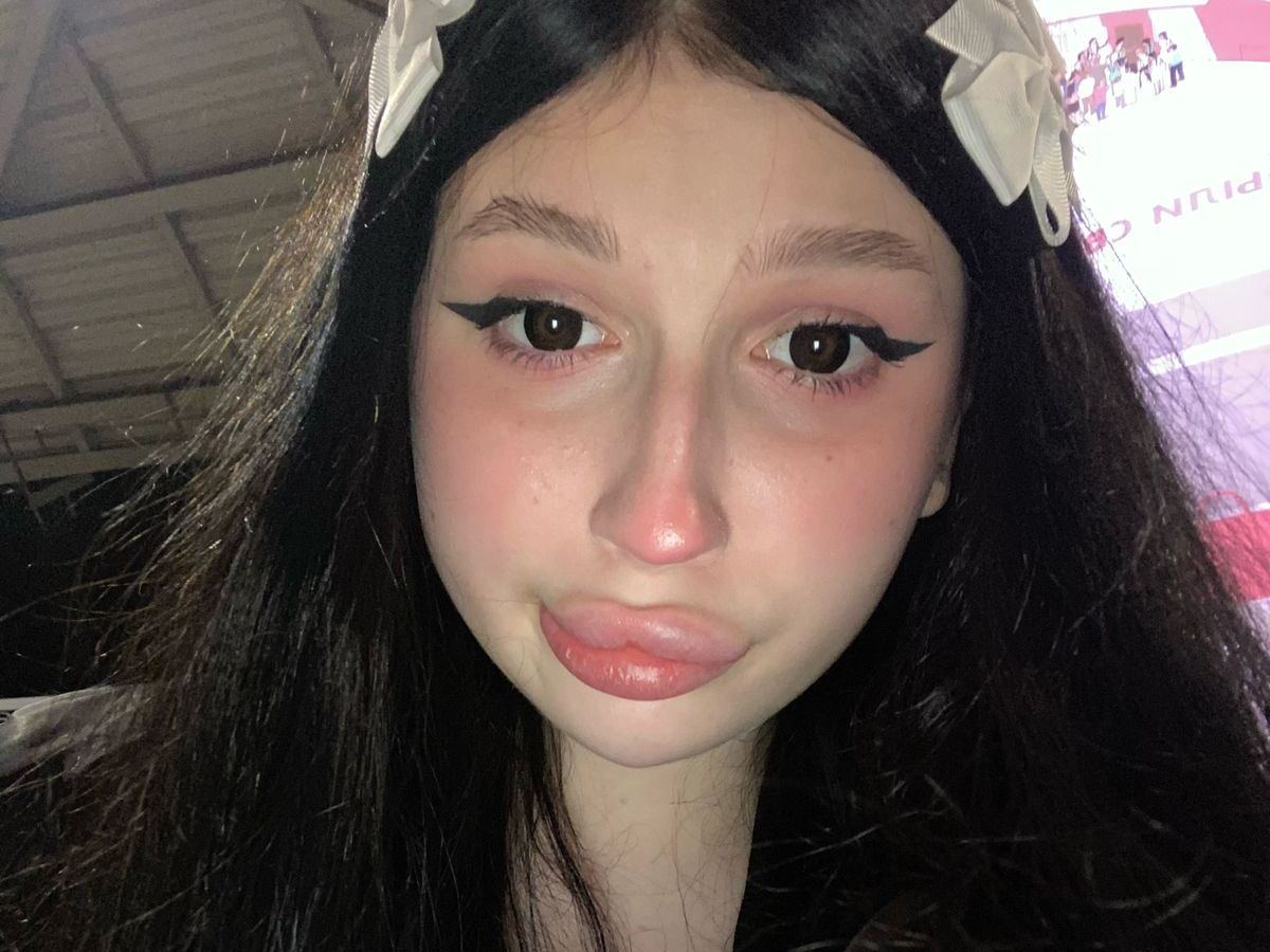 Image de profil du modèle de webcam MirandaHotty