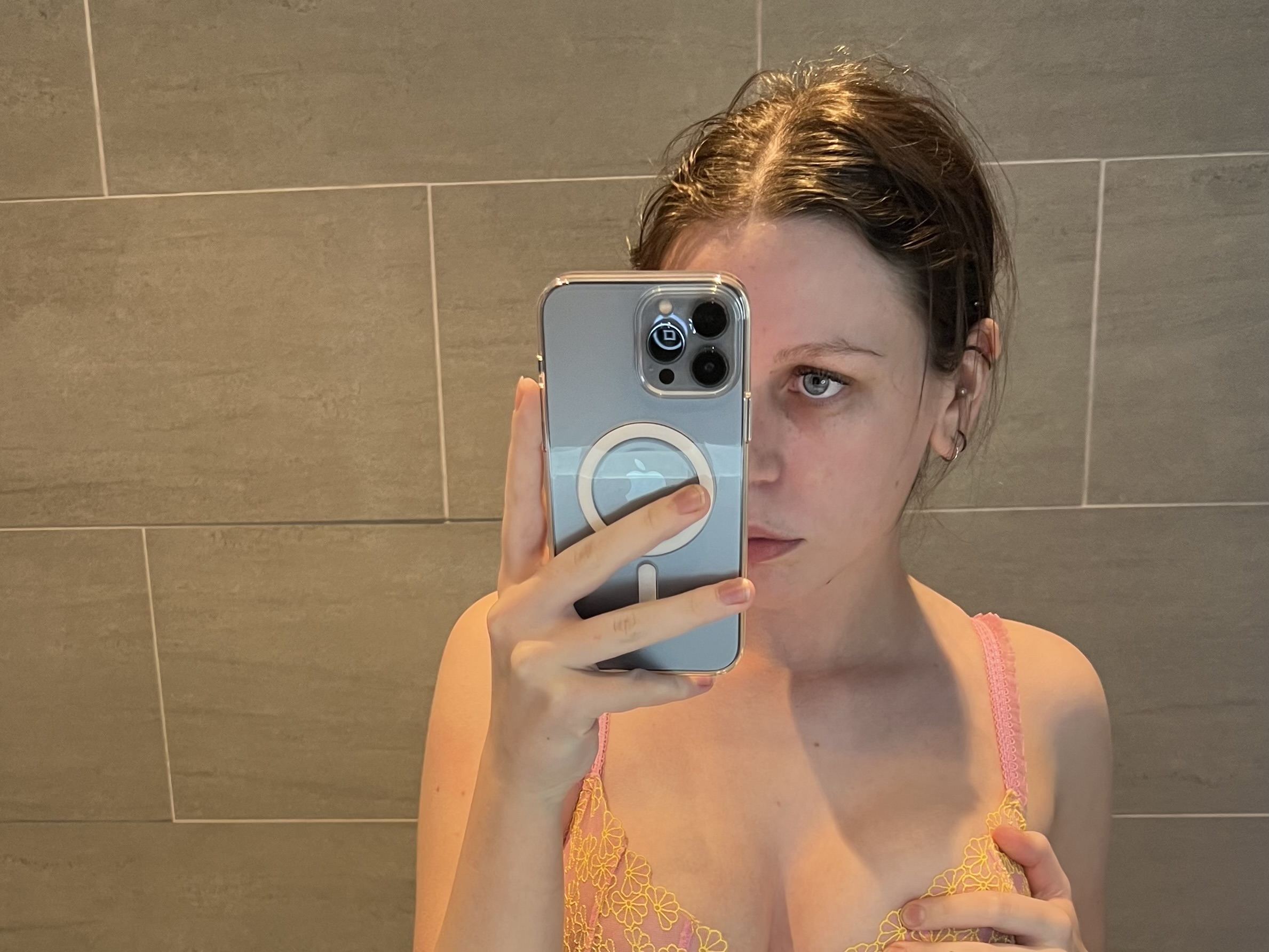 Foto de perfil de modelo de webcam de Astra400
