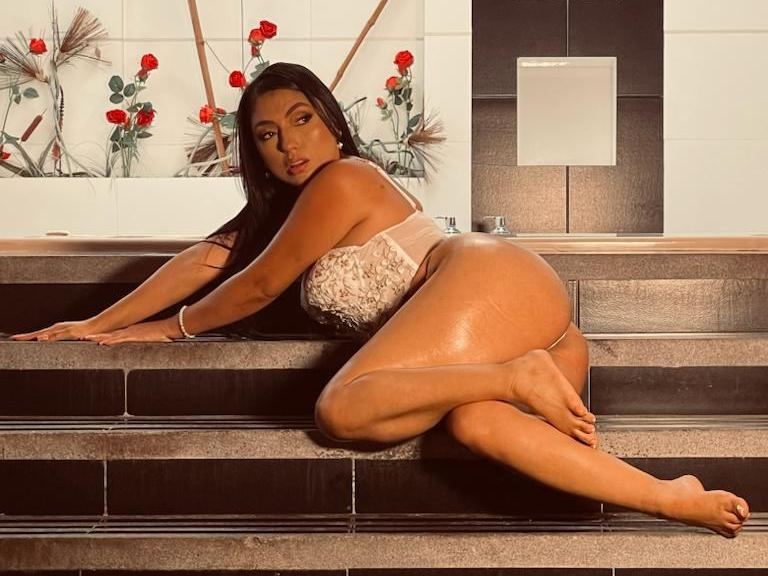 Foto de perfil de modelo de webcam de LuisaAbbey