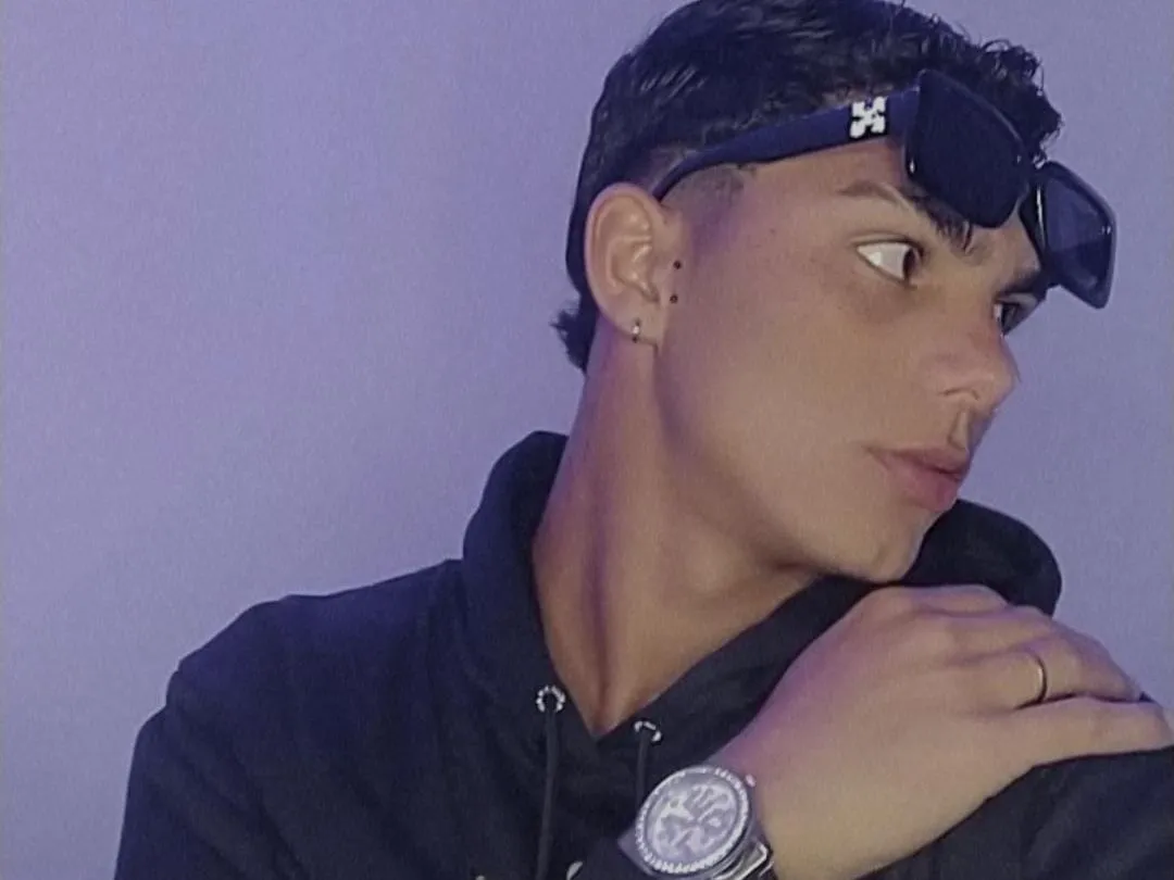 Imagen de perfil de modelo de cámara web de PigBoyx
