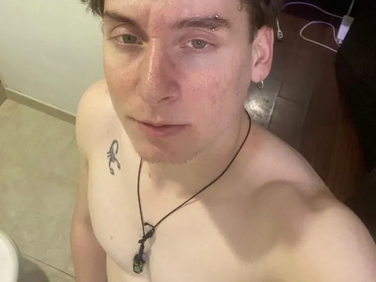 Image de profil du modèle de webcam Yeiko18