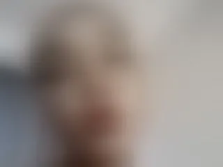 Imagen de perfil de modelo de cámara web de SkinnyKeeh25