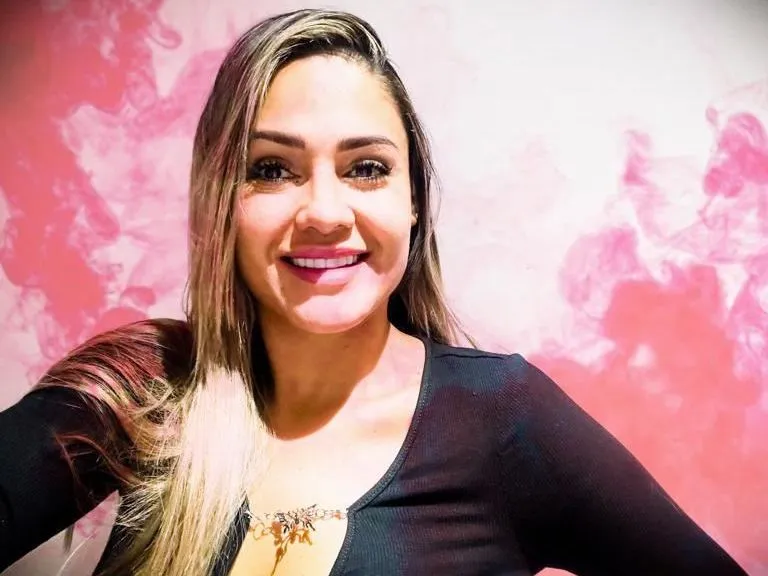 AvaLawrence profilbild på webbkameramodell