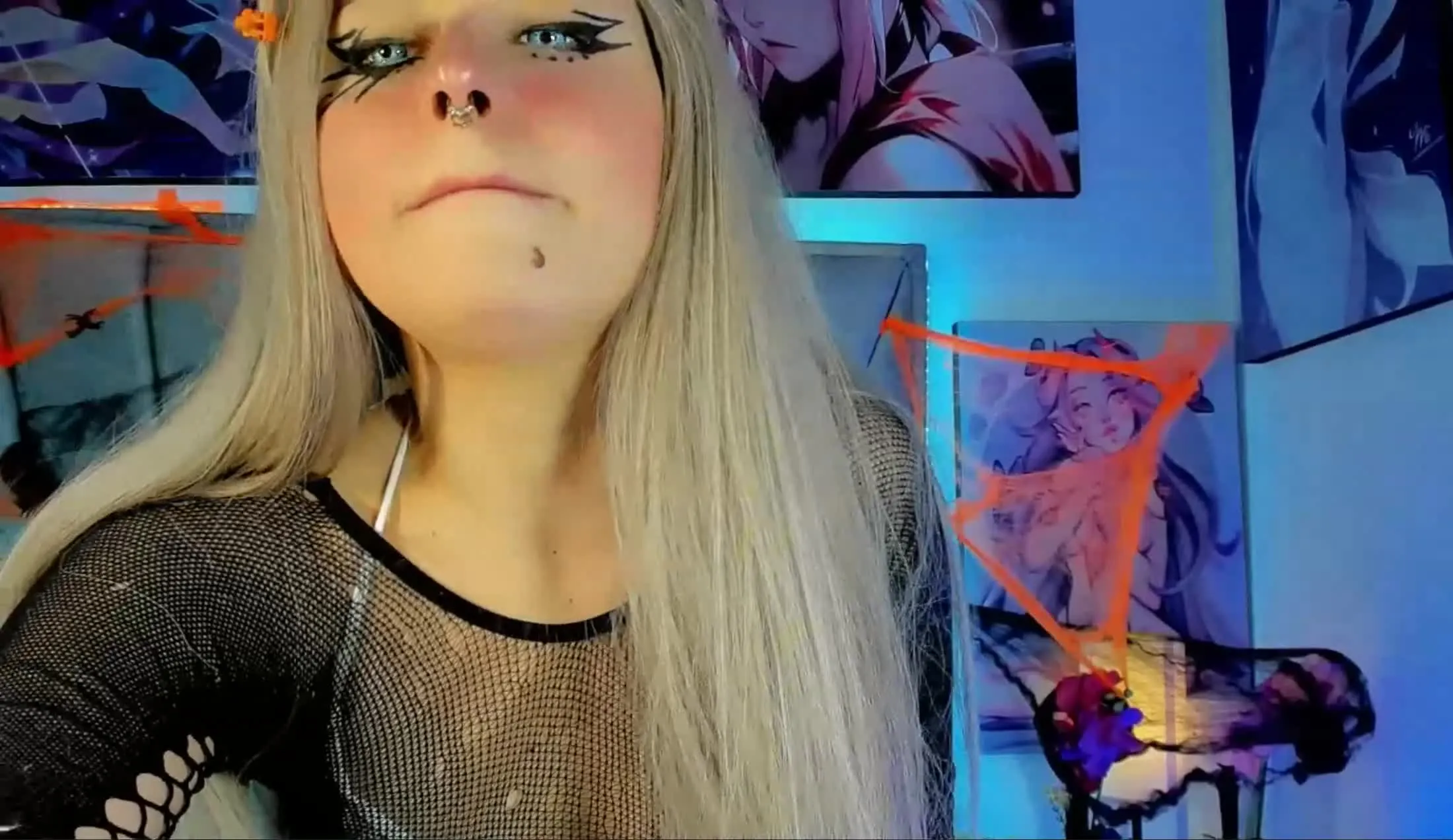 Artist SabrinaOlsonss Video 2